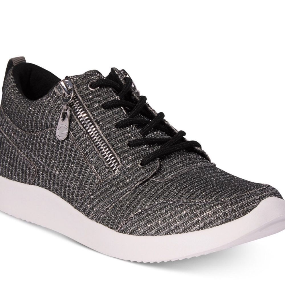 Blazing sneakers from Guess